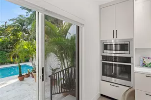 3616 SW 26th St, Miami, FL 33133 - Photo 17