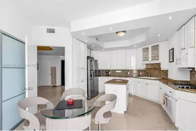 808 Brickell Key Dr #1808, Miami, FL 33131 - Photo 19