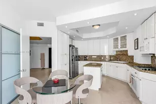 808 Brickell Key Dr, Miami, FL 33131 - Photo 19