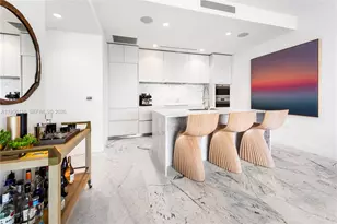 5775 Collins Ave, Miami Beach, FL 33140 - Photo 9