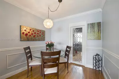36 Almeria Ave #12, Coral Gables, FL 33134 - Photo 5