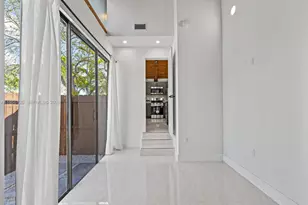 11316 SW 112th Cir Ln E, Miami, FL 33176 - Photo 15