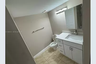 4654 NW 97th Ct #95, Doral, FL 33178 - Photo 7