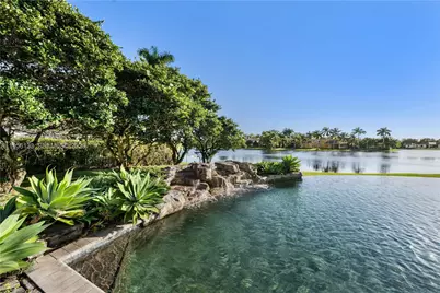 12620 N Winners Cir, Davie, FL 33330 - Photo 7