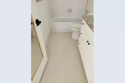 900 Bay Dr #821, Miami Beach, FL 33141 - Photo 9