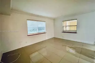 811 NE 14th Pl, Fort Lauderdale, FL 33304 - Photo 7