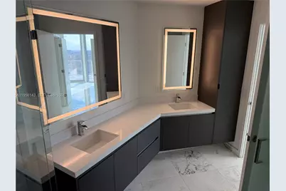 851 NE 1st Ave #2406, Miami, FL 33132 - Photo 13