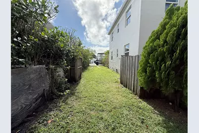 [Address not provided], Miami, FL 33125 - Photo 11