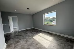 2311 NW 15th St, Miami, FL 33125 - Photo 7
