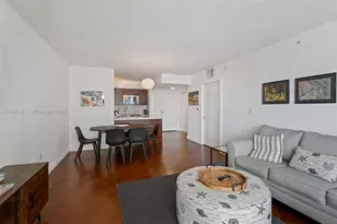 1155 Brickell Bay Dr, Miami, FL 33131 - Photo 5