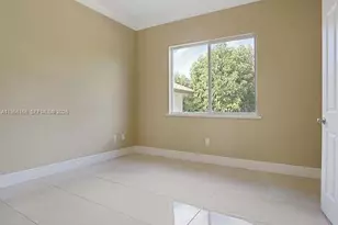 28860 SW 182nd Ave, Homestead, FL 33030 - Photo 9