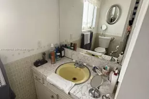 1700 Pierce St, Hollywood, FL 33020 - Photo 9