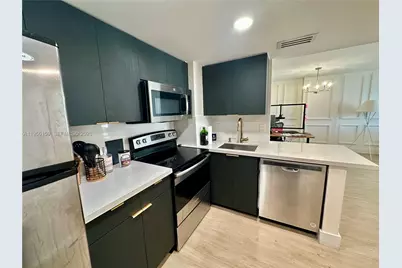 770 Claughton Island Dr #PH-9, Miami, FL 33131 - Photo 11