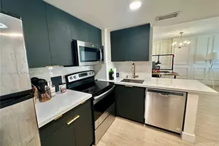 770 Claughton Island Dr, Miami, FL 33131 - Photo 11