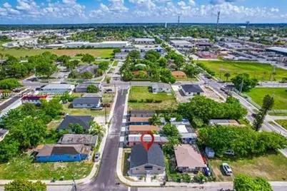 655 SW 5th St, Homestead, FL 33030 - Photo 3