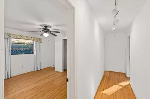 736 Alhambra Cir, Coral Gables, FL 33134 - Photo 21