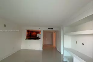 2101 Brickell Ave, Miami, FL 33129 - Photo 15