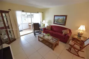 2832 W Crosley Dr, West Palm Beach, FL 33415 - Photo 7