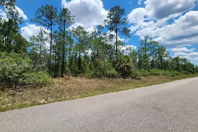 1306 Jefferson Ave, Lehigh Acres, FL 33972 - Photo 7