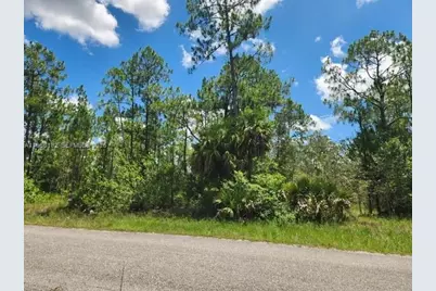 1306 Jefferson Ave, Lehigh Acres, FL 33972 - Photo 11