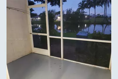 289 Duval Ct, Weston, FL 33326 - Photo 7