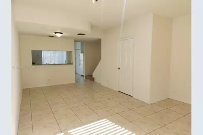 289 Duval Ct, Weston, FL 33326 - Photo 5