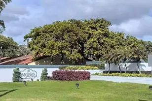 17355 NW 66th Ct, Hialeah, FL 33015 - Photo 37