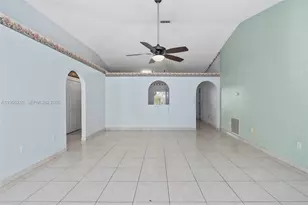 327 Ridge Ct, Apopka, FL 32712 - Photo 3