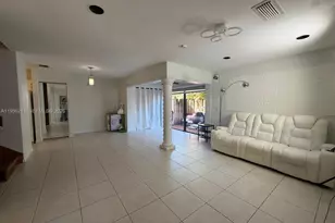 15365 SW 104th Terrace, Miami, FL 33196 - Photo 5