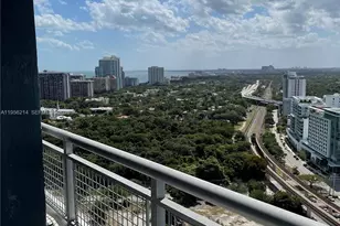 60 SW 13th St, Miami, FL 33130 - Photo 7