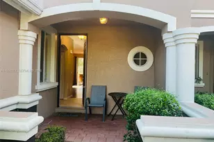 9620 Roundstone Cir, Other City - In The State Of Florida, FL 33967 - Photo 3