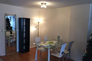2780 NE 183rd St, Aventura, FL 33160 - Photo 7