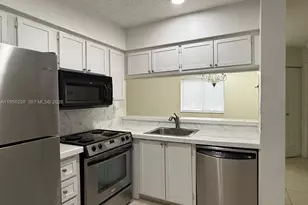 9103 SW 138th Pl, Miami, FL 33186 - Photo 9