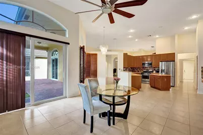 2024 NW 139th Ter, Pembroke Pines, FL 33028 - Photo 35