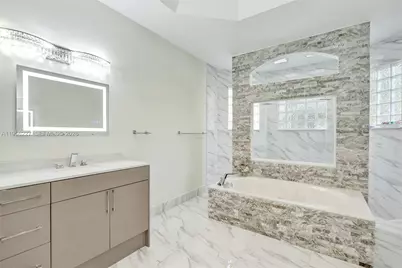 2024 NW 139th Ter, Pembroke Pines, FL 33028 - Photo 23