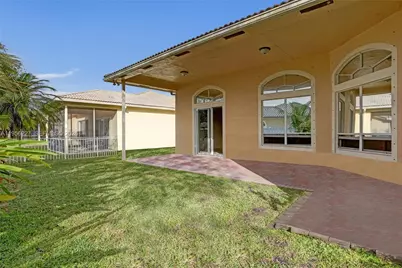 2024 NW 139th Ter, Pembroke Pines, FL 33028 - Photo 47