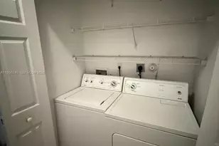 6912 NW 179, Hialeah, FL 33301 - Photo 21