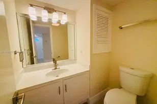 411 S Hollybrook Dr, Pembroke Pines, FL 33025 - Photo 17