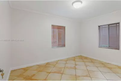 830 NW 74th St, Miami, FL 33150 - Photo 11