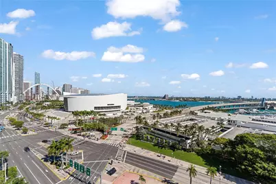 398 NE 5th St #1408, Miami, FL 33132 - Photo 41