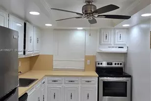 601 Three Islands Boulevard, Hallandale Beach, FL 33009 - Photo 5