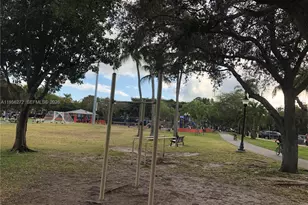 255 Sunrise Dr, Key Biscayne, FL 33149 - Photo 37