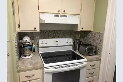 255 Sunrise Dr #305, Key Biscayne, FL 33149 - Photo 17