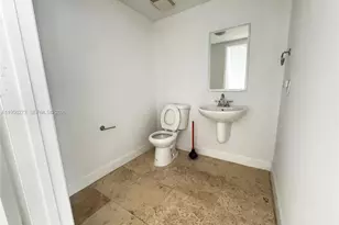 690 SW 1st Ct, Miami, FL 33130 - Photo 21
