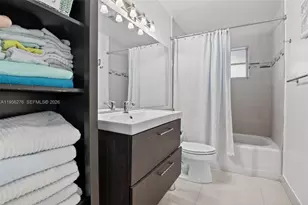 4441 NE 17th Ave, Oakland Park, FL 33334 - Photo 27
