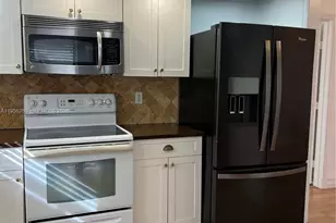 1845 SE 6th Ct, Homestead, FL 33033 - Photo 5