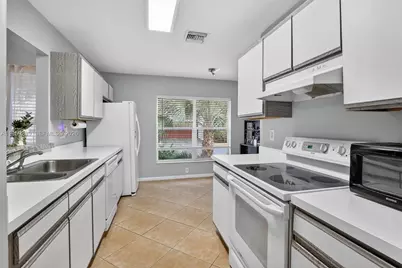 1145 NW 111th Ave, Plantation, FL 33322 - Photo 11