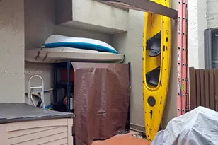 9980 NW 9th St Cir, Miami, FL 33172 - Photo 3