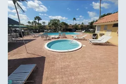 9412 NW 39th St, Sunrise, FL 33351 - Photo 9