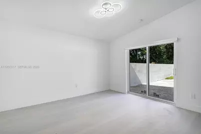 2115 NW 129th St, Miami, FL 33167 - Photo 17